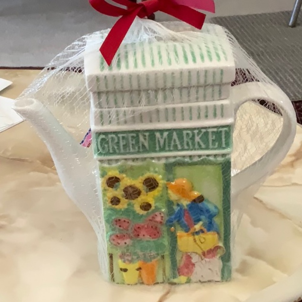 Tea pot with Earl Grey Tea bags - Picture 3 of 3
